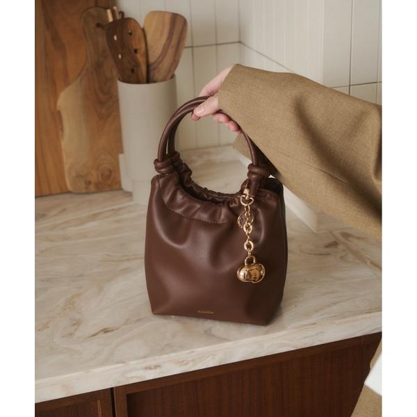 ZOZO問い合わせ番号:97062698ショップ:moi tytto，モイ　テュットブランド:nunela，ヌネラ商品名:デザインハンドバッグ【No.7】カテゴリ:バッグ>ハンドバッグブランド品番:NL00000010素材:合成皮革カ...