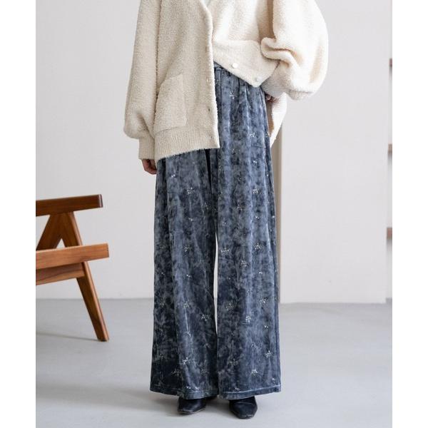 ZOZO問い合わせ番号:97457814ショップ:RAGEBLUE，レイジブルーブランド:RAGEBLUE，レイジブルー商品名:フラワー刺繍/ベロアワイドイージーパンツカテゴリ:パンツ>スウェットパンツブランド品番:589205素材:...