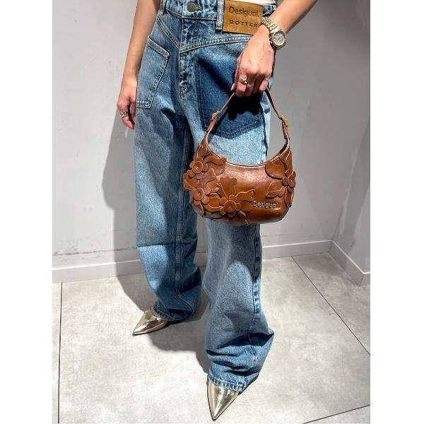 ハンドバッグ Mini Flower-Decorated Shoulder Bag/フラワーデコレーションショルダーバッグ  ミニ