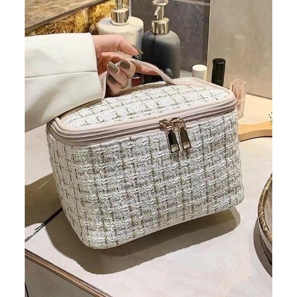 『セール実施中』ZOZO問い合わせ番号:98236274ショップ:Teem Store，チームストアブランド:pyornim，ピョルニム商品名:【25年秋冬新作】ツイードバニティ コスメ トラベル ポーチカテゴリ:財布/小物>ポーチブ...