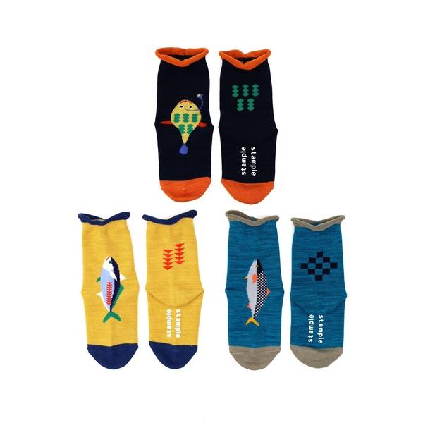※このアイテムは返品・交換対象外商品です。ZOZO問い合わせ番号:98504660ショップ:MAZEMAZE，マゼマゼブランド:stample，スタンプル商品名:おさかな クルーソックス 【３足セット】カテゴリ:レッグウェア>ソックス...