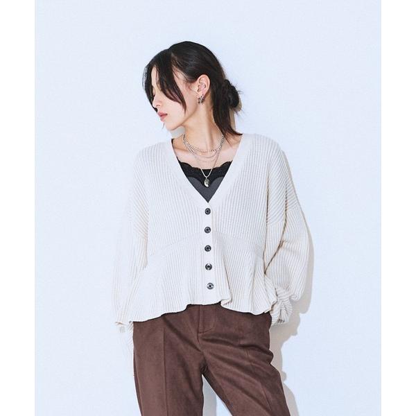 『セール実施中』ZOZO問い合わせ番号:98506010ショップ:JEANASIS，ジーナシスブランド:JEANASIS，ジーナシス商品名:7GアゼペプラムVニットカーディガン/605116カテゴリ:トップス>カーディガン/ボレロブラ...