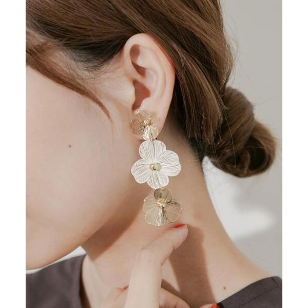 イヤリング トリプルフラワーイヤリング レディース