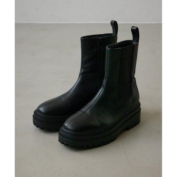 ZOZO問い合わせ番号:98610652ショップ:AZUL BY MOUSSY，アズールバイマウジーブランド:AZUL BY MOUSSY，アズールバイマウジー商品名:【WEB限定再入荷】トラックソールサイドゴアブーツカテゴリ:シューズ&g...