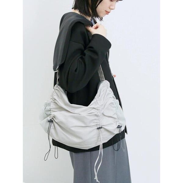 ハンドバッグ ナイロンシャーリングバッグ