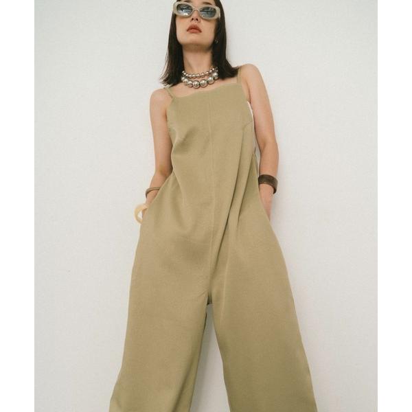 『タイムセール実施中』参考価格：6，930円発売時期：2024年07月コンディション：B（目立つ使用感なし）使用感が少ない、または気にならないアイテム全体的：ほつれ留め具：剥げ参考商品名：キャミワイドオールインワン参考品番：HEWAM242...