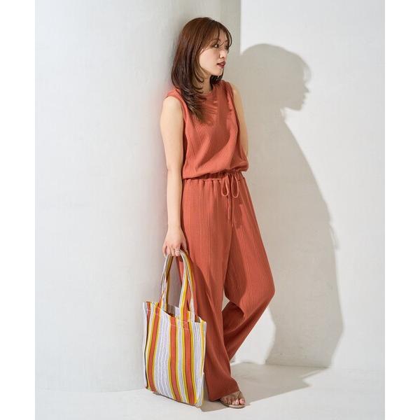 『タイムセール実施中』参考価格：6，996円発売時期：2025年05月コンディション：A（使用感なし）数回使用した程度で使用感が感じられないアイテム参考商品名：限定展開　ランダム テレコ ノースリーブ オールインワン参考品番：1346248...