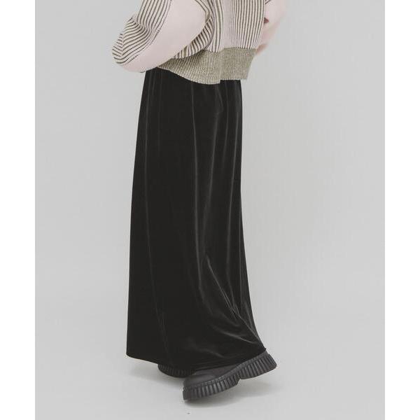 ZOZO問い合わせ番号:99012305ショップ:KBF，ケービーエフブランド:KBF，ケイビーエフ商品名:ベロアナロースカートカテゴリ:スカート>スカートブランド品番:KBA7-25J920素材:ポリエステル93% ポリウレタン7%...