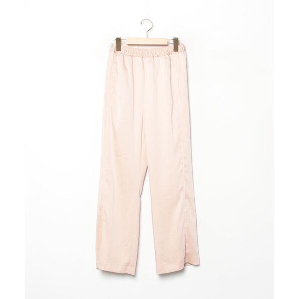 『タイムセール実施中』参考価格：15，400円発売時期：2020年02月コンディション：B（目立つ使用感なし）使用感が少ない、または気にならないアイテムすそ周り：汚れ参考商品名：サイドラインサテンパンツ参考品番：700240002ZOZO問...