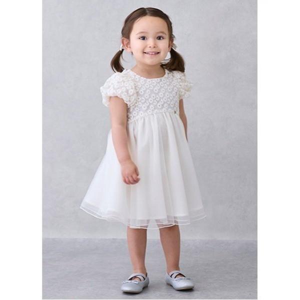 『タイムセール実施中』参考価格：3，740円発売時期：2025年04月コンディション：B（目立つ使用感なし）使用感が少ない、または気にならないアイテム首周り・前身頃：汚れ参考商品名：【リンク】チュールレースワンピース(キッズ)参考品番：96...