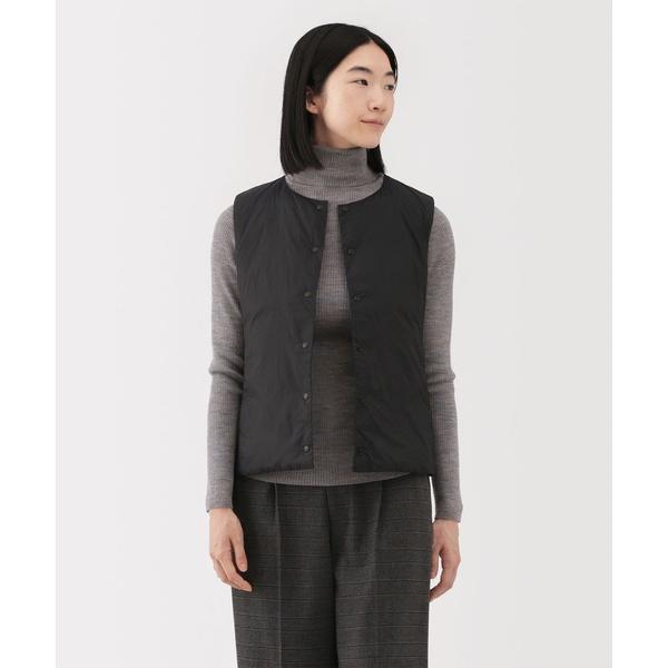 ZOZO問い合わせ番号:99451898ショップ:無印良品，ムジルシリョウヒンブランド:無印良品，ムジルシリョウヒン商品名:婦人　軽量ダウンポケッタブルノーカラーベストカテゴリ:ジャケット/アウター>ダウンベストブランド品番:4547...