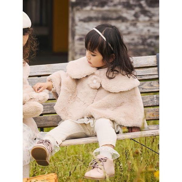 ※このアイテムは返品・交換対象外商品です。ZOZO問い合わせ番号:99452565ショップ:JAMIE KAY，ジェイミーケイブランド:JAMIE KAY，ジェイミーケイ商品名:フェイクファーフラワーモチーフポンチョカテゴリ:ママ＆ベビー&...