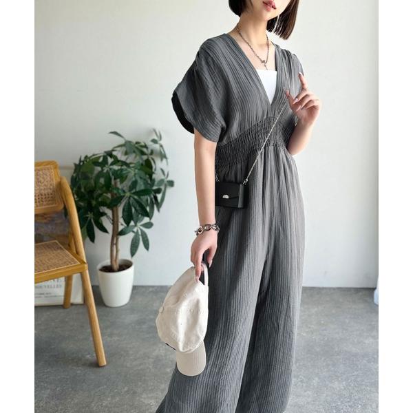 『タイムセール実施中』参考価格：6，999円発売時期：2025年04月コンディション：A（使用感なし）数回使用した程度で使用感が感じられないアイテム参考商品名：肌にふわり。大人の余裕をまとって、今日を心地よく。レースアップバックリボンオール...