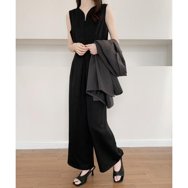 『セール実施中』参考価格：6，400円発売時期：2022年10月コンディション：C（やや使用感あり）使用感があり、やや気になる傷や汚れがあるアイテム全体的：毛玉すそ周り：汚れ参考商品名：スキッパーネックワイドシルエットオールインワン参考品番...