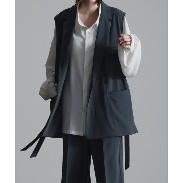 『セール実施中』参考価格：5，760円発売時期：2022年04月コンディション：A（使用感なし）数回使用した程度で使用感が感じられないアイテム参考商品名：【LOOSE】ダブルテーラードベスト参考品番：LObe126【商品に関する注意事項】・...