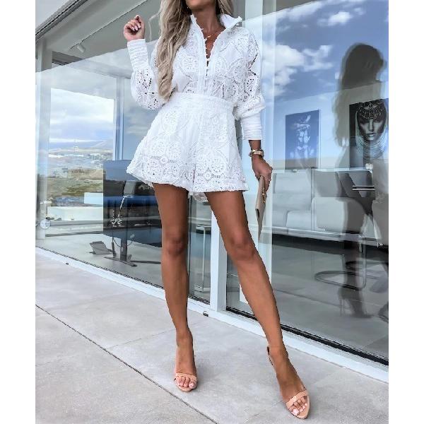 『タイムセール実施中』参考価格：11，000円発売時期：2023年06月コンディション：C（やや使用感あり）使用感があり、やや気になる傷や汚れがあるアイテム全体的：汚れ参考商品名：SALE ブラウス＆ショートパンツ2SET セットアップスー...