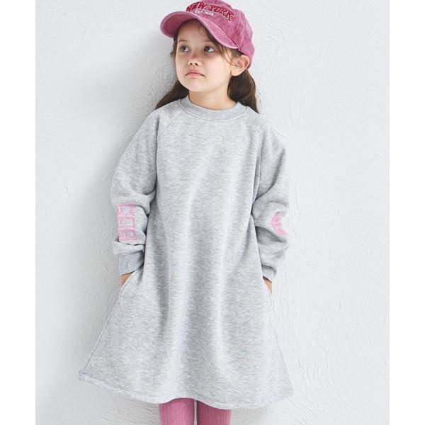 ZOZO問い合わせ番号:100345654ショップ:pairmanon，ペアマノンブランド:pairmanon，ペアマノン，coucou manon，ククゥ マノン商品名:【ぬくふわ】ガールズ ロゴ刺繍 裏起毛 ラグラン ワンピースカテゴリ...