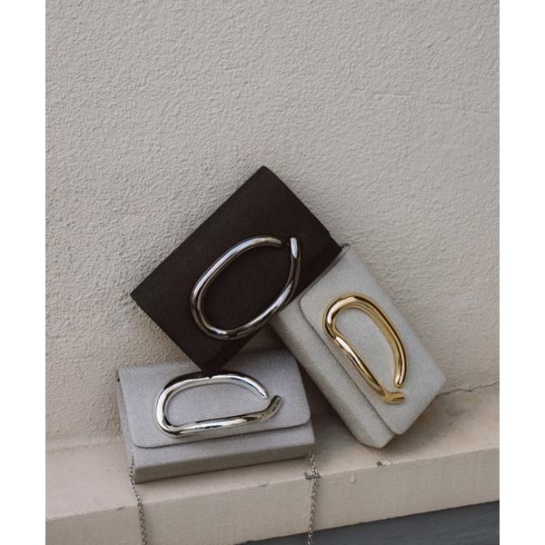 ハンドバッグ Big motif clutch