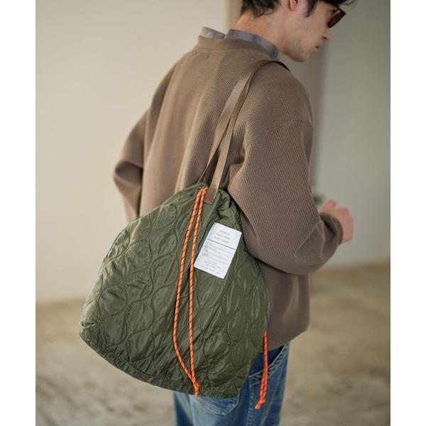 『タイムセール実施中』ZOZO問い合わせ番号:100415926ショップ:BAYFLOW，ベイフローブランド:BAYFLOW，ベイフロー商品名:ミリタリーキルトトートバッグカテゴリ:バッグ>トートバッグブランド品番:612759素材:...