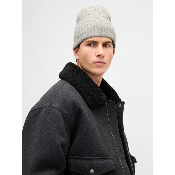 ZOZO問い合わせ番号:100449824ショップ:GAP，ギャップブランド:GAP，ギャップ商品名:CashSoft カシミヤタッチ ケーブルニット ビーニーカテゴリ:帽子>ニットキャップ/ビーニーブランド品番:843540素材:コ...