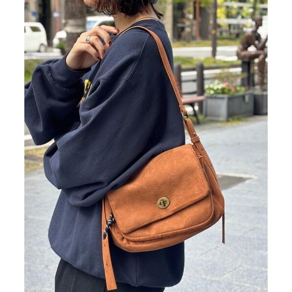 ZOZO問い合わせ番号:100450652ショップ:CPCM，シーピーシーエムブランド:CPCM，シーピーシーエム商品名:ターンロックダブルベルトレザーバッグカテゴリ:バッグ>トートバッグブランド品番:PGL1052412A0001素...