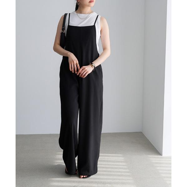 『セール実施中』参考価格：5，290円発売時期：2023年06月コンディション：C（やや使用感あり）使用感があり、やや気になる傷や汚れがあるアイテム前身頃：汚れすそ周り：毛玉参考商品名：とろみ素材スクエアネックサロペット参考品番：80000...