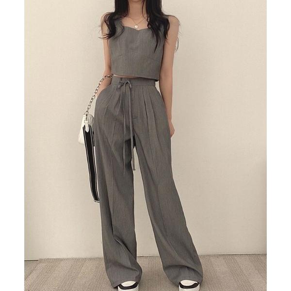 『タイムセール実施中』参考価格：6，480円発売時期：2023年05月コンディション：C（やや使用感あり）使用感があり、やや気になる傷や汚れがあるアイテム全体的：毛玉留め具：ほつれ参考商品名：セットアップ ノースリーブ＆パンツ 2点セット参...