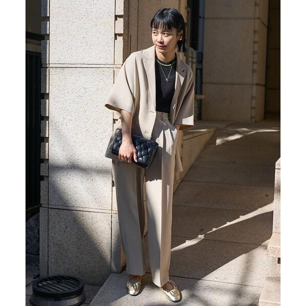 『タイムセール実施中』参考価格：11，880円発売時期：2024年04月コンディション：B（目立つ使用感なし）使用感が少ない、または気にならないアイテム内側・すそ周り：毛玉参考商品名：リネンタッチ ショートスリーブジャケット パンツ セット...