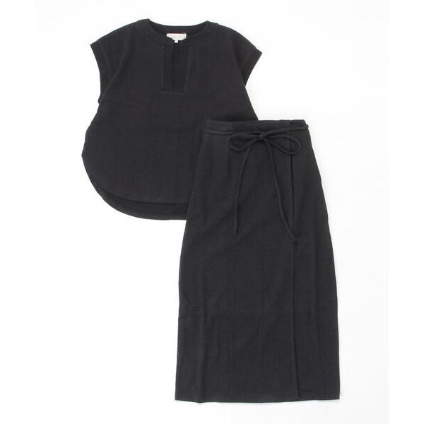 『タイムセール実施中』参考価格：9，900円発売時期：2023年03月コンディション：C（やや使用感あり）使用感があり、やや気になる傷や汚れがあるアイテム前身頃：汚れ付属品：ベルト参考商品名：【セットアイテム / ウォッシャブル】B:MIN...