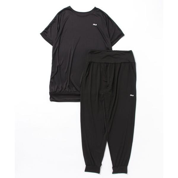 『タイムセール実施中』参考価格：4，620円発売時期：2025年01月コンディション：C（やや使用感あり）使用感があり、やや気になる傷や汚れがあるアイテム全体的：保管上のにおいがします。参考商品名：【FILA/フィラ】上下2点セット 水陸両...