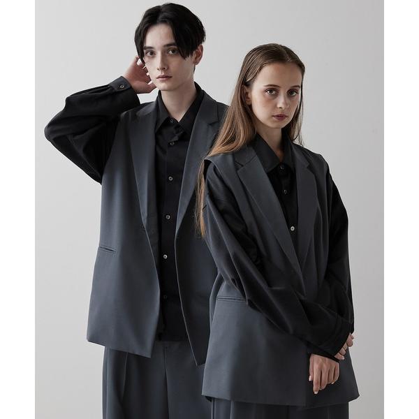 『タイムセール実施中』参考価格：4，950円発売時期：2022年08月コンディション：C（やや使用感あり）使用感があり、やや気になる傷や汚れがあるアイテム前身頃：汚れ参考商品名：【CLEL】TR Loose Double Gilet Ves...