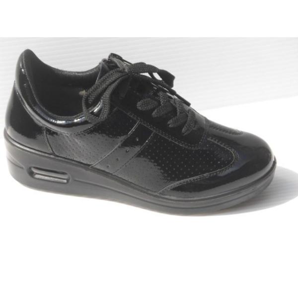 黒 スニーカー レディースの人気商品 通販 価格比較 価格 Com