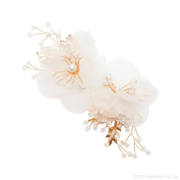 【ヘッドドレス】パールやレースの花びら、キラキラの小さなビジューがついた優しいベージュカラーのヘッドドレスです！【使用場面】入園式や発表会、結婚式や、七五三祝い、パーティやお出かけなどなど！【ヘアアレンジ】編み込みのアップヘアやお団子、ギブ...