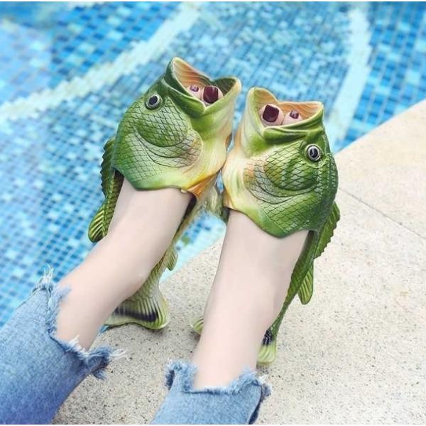 おさかなスリッパ ビーチサンダル 魚型 面白い 緑 外履き 室内 夏 洗える ハロウィン 仮装 ブラックバス バス釣り ジョークグッズ グリーン