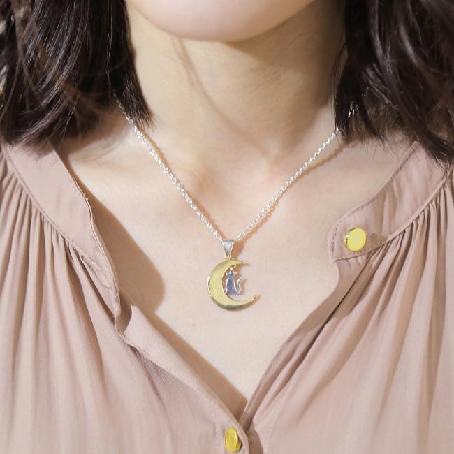 (OV)月とネコのペンダントSV+B 動物 和風 メイン シルバー925 |  | 06