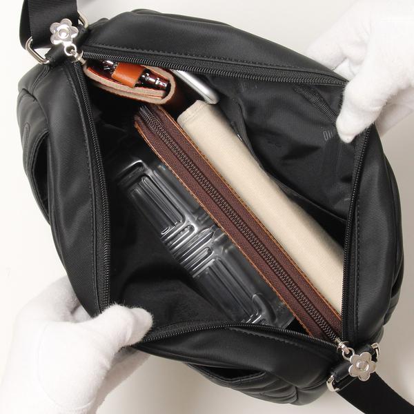 MARY QUANT（マリークヮント） デイジーランダムキルト ショルダー