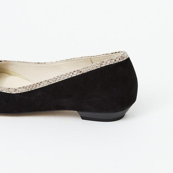 Au BANNISTER（オゥ バニスター） ボロネーゼ ポインテッド フラット