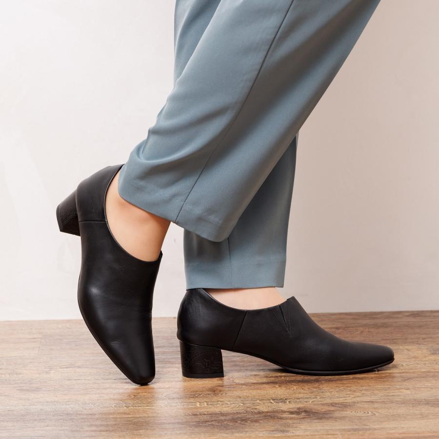 HIMIKO やわらかレザー◇【撥水】【25秋冬新作 】ペイズリー型押し