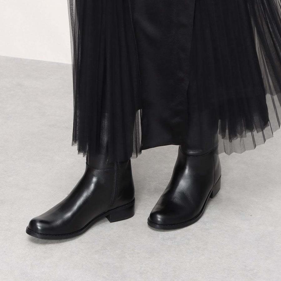 ALPHA CUBIC（アルファ キュービック） 【本革】〔撥水〕アーモンド