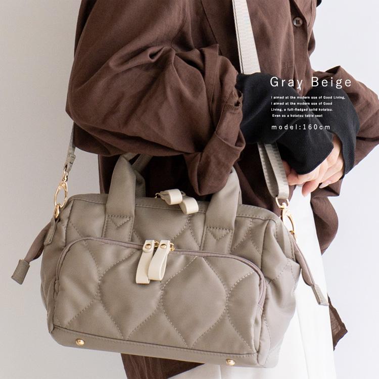 美品✨フルラ ショルダーバッグ 2way レザー コメタ キルティング ブラック VitaFelice（ヴィータフェリーチェ） キルティング2wayミニショルダー