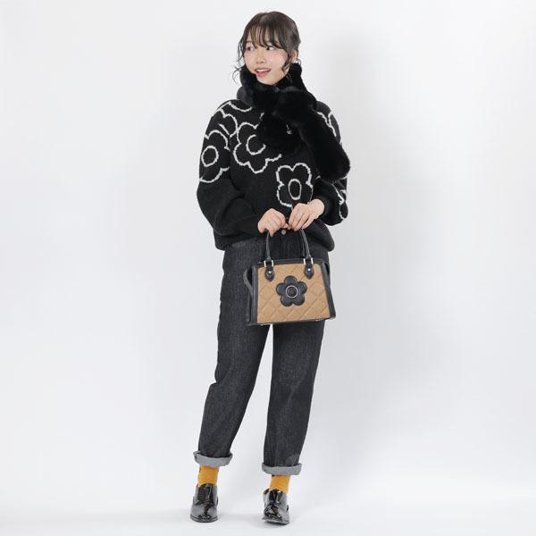 MARY QUANT（マリークヮント） スクエアキルトデイジーパッチ 2WAY