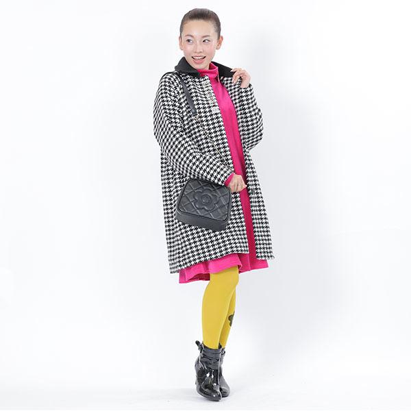 MARY QUANT（マリークヮント） スクエアキルトデイジーパッチ 2WAY
