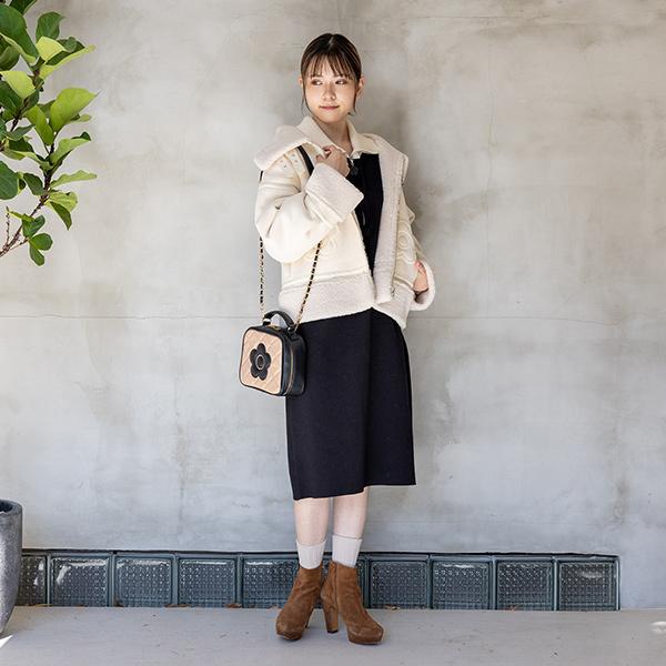 MARY QUANT スクエアキルトデイジーパッチ 2WAY ショルダー　レザー スクエアキルトデイジーパッチ 2WAYショルダー | マリークワント