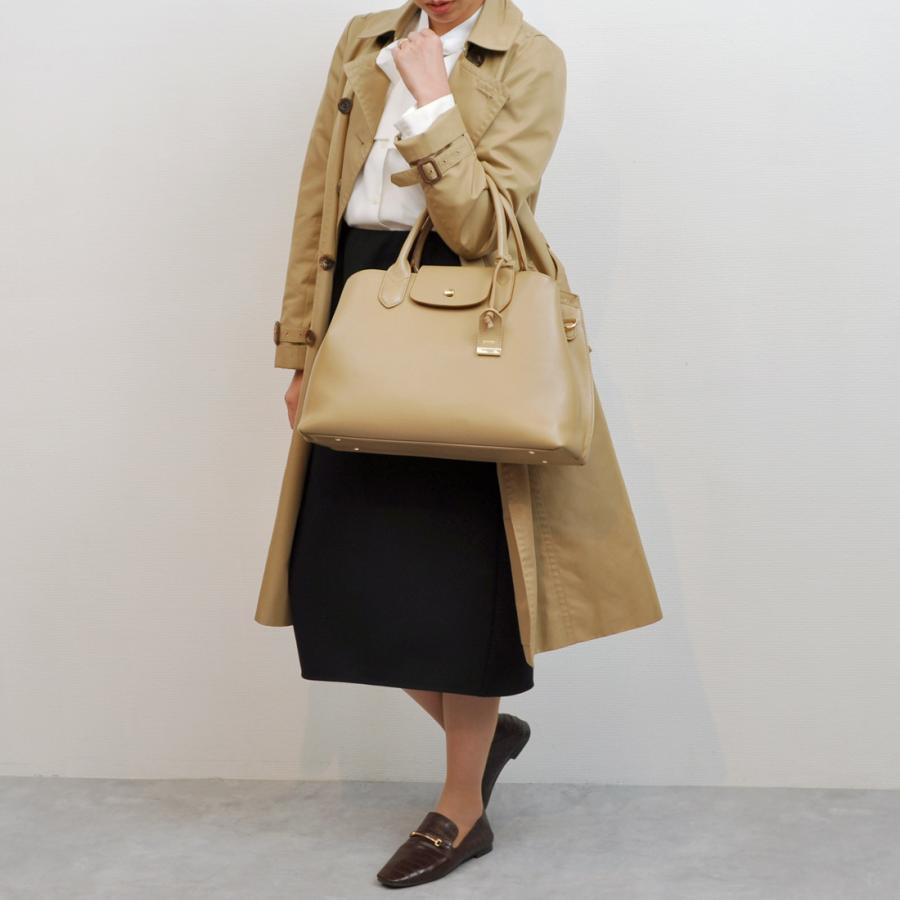 本革 レザー】 ペルケ perche / ゴートユーティリティヒネリかぶせA4