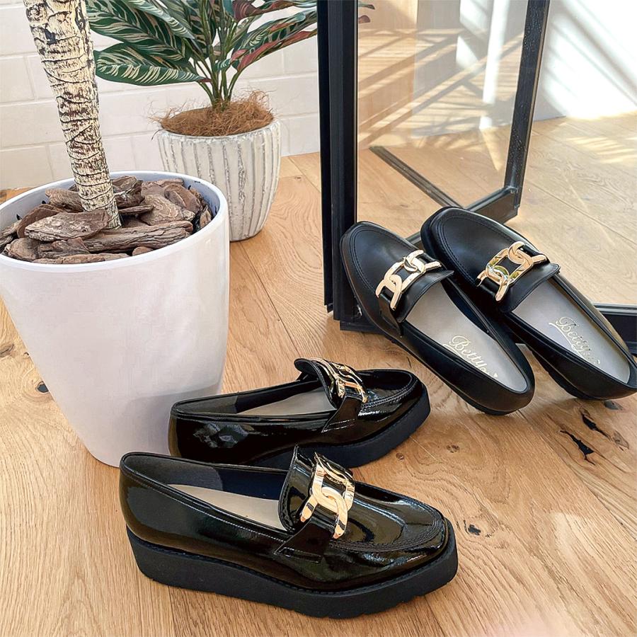 定番商品】チェーンバックル プラットフォームローファー