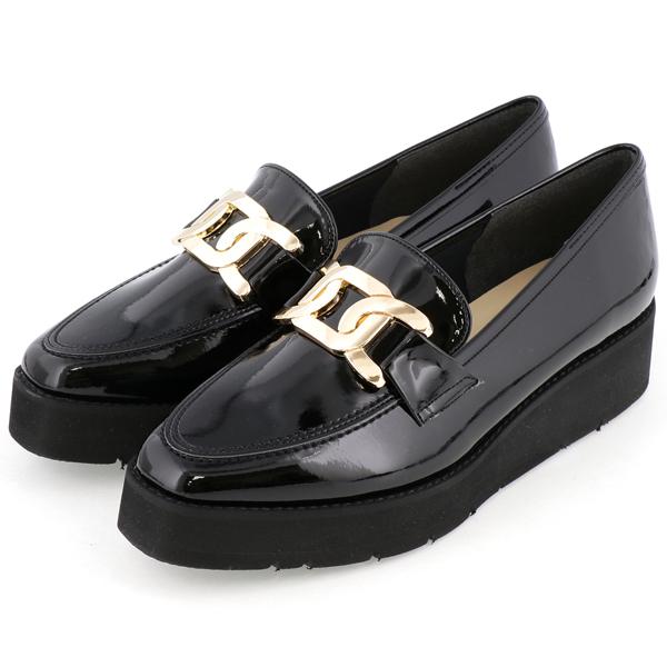 Chinta バックルプラットフォーム ペニーローファー CHARLES & KEITH（チャールズ & キース）の「バックル