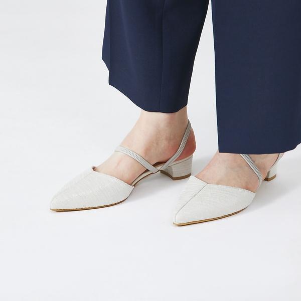 Au BANNISTER 【2WAYデザイン】マルチストラップパンプス : マルイ