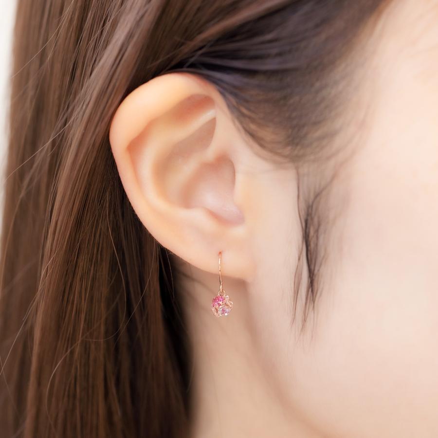 K10 ピンクゴールド キュービックジルコニア フック ピアス（Berry Pink）の画像