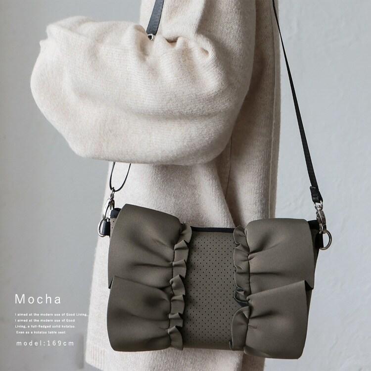 VitaFelice（ヴィータフェリーチェ） ネオプレーン2wayフリル