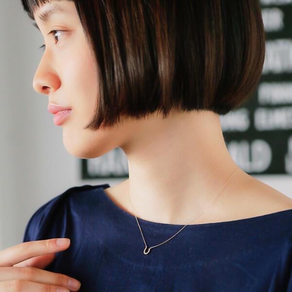 K10 イエローゴールド ダイヤモンド 馬蹄 ネックレスの画像